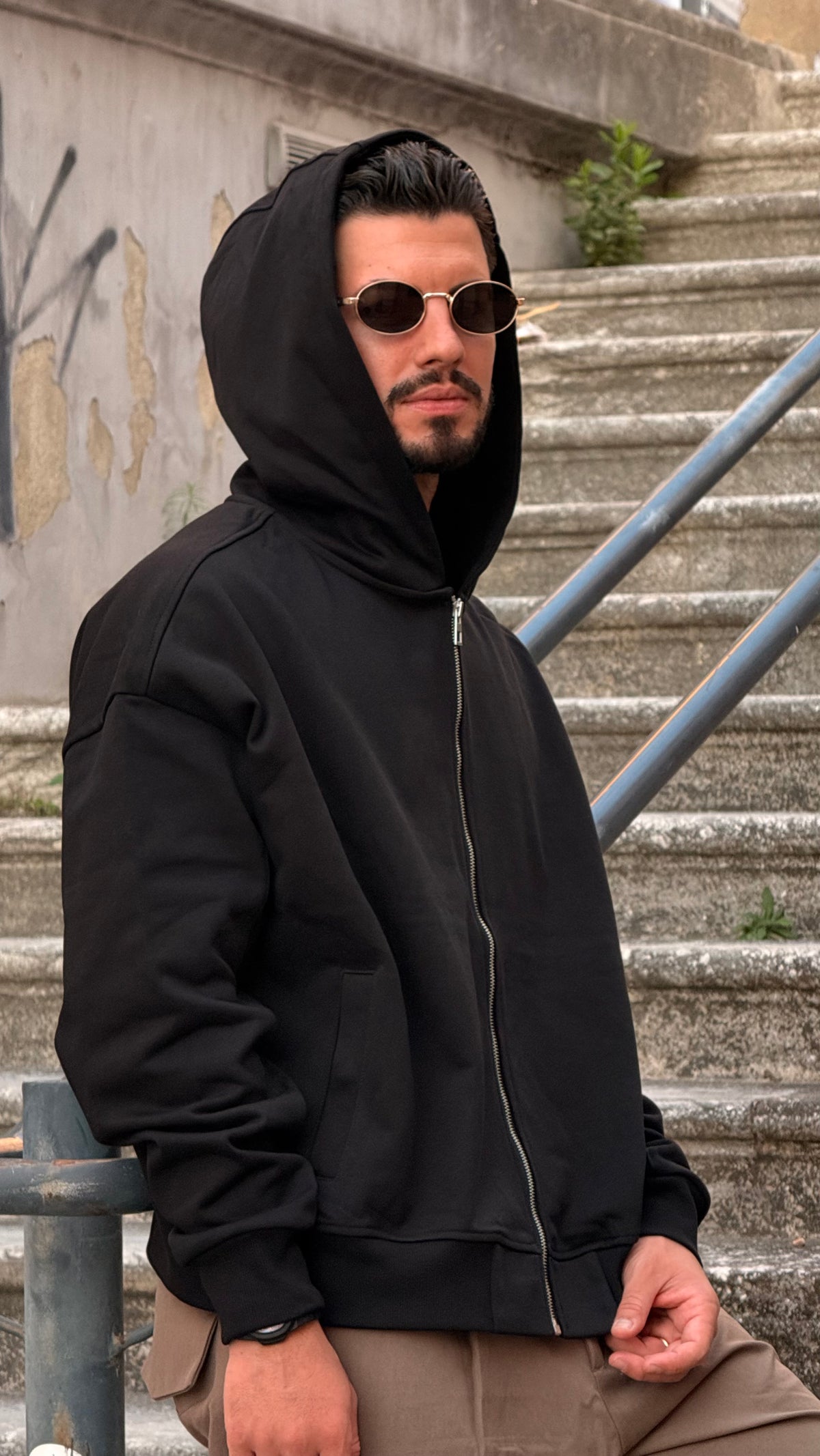 Felpa nera
