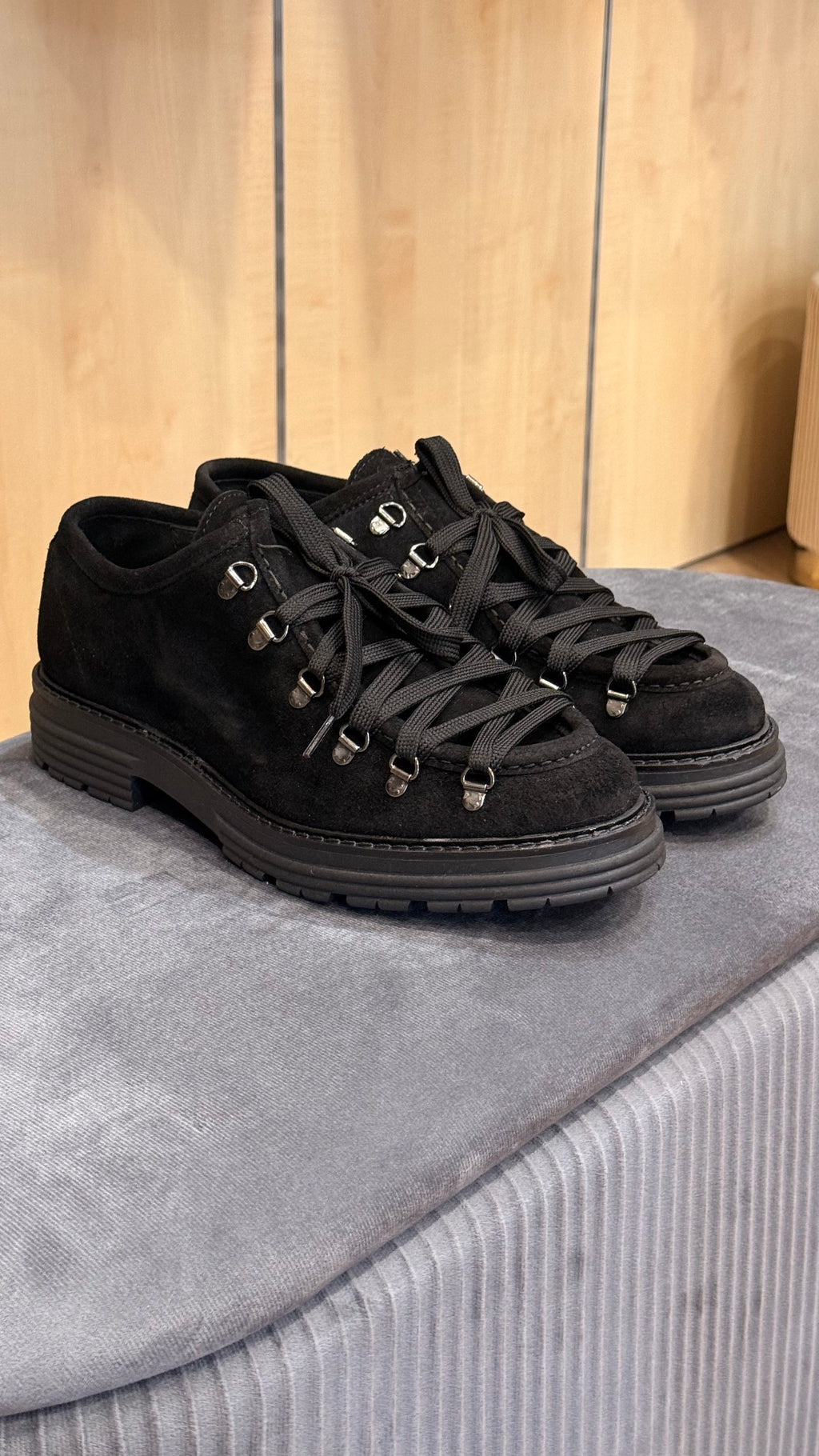 Scarpe ingegnere allacciate