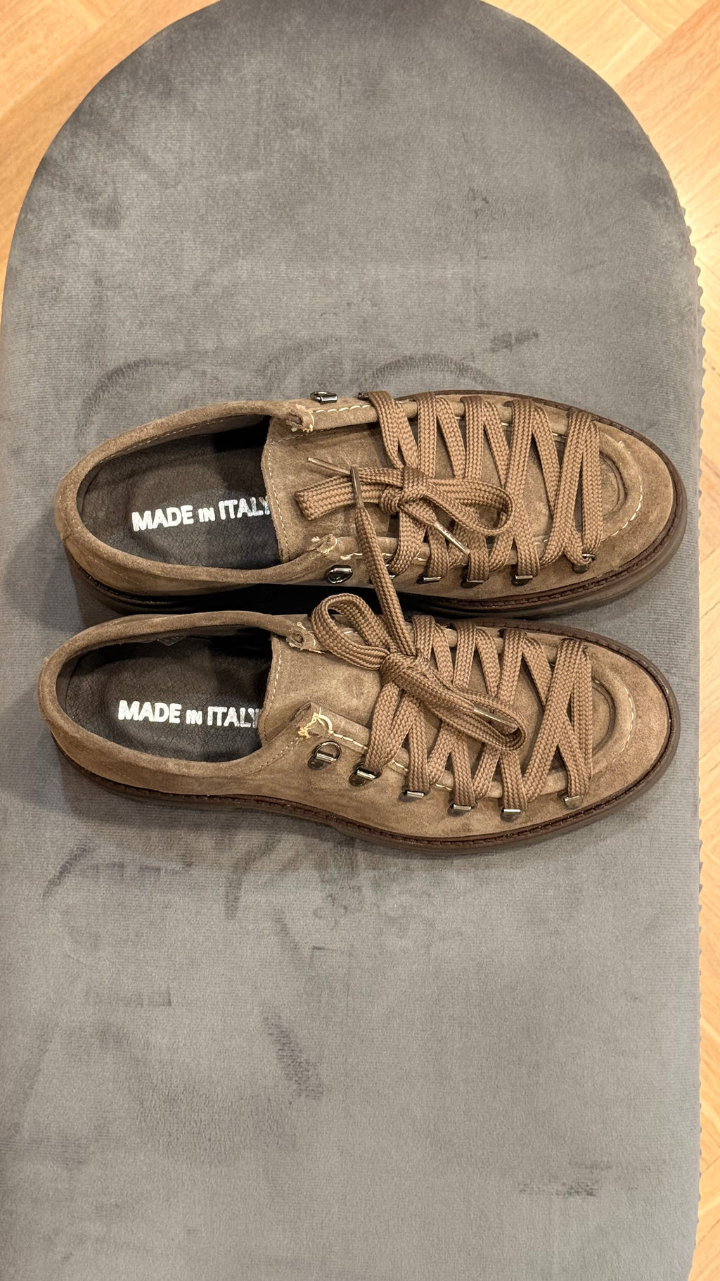 Scarpe ingegnere beige