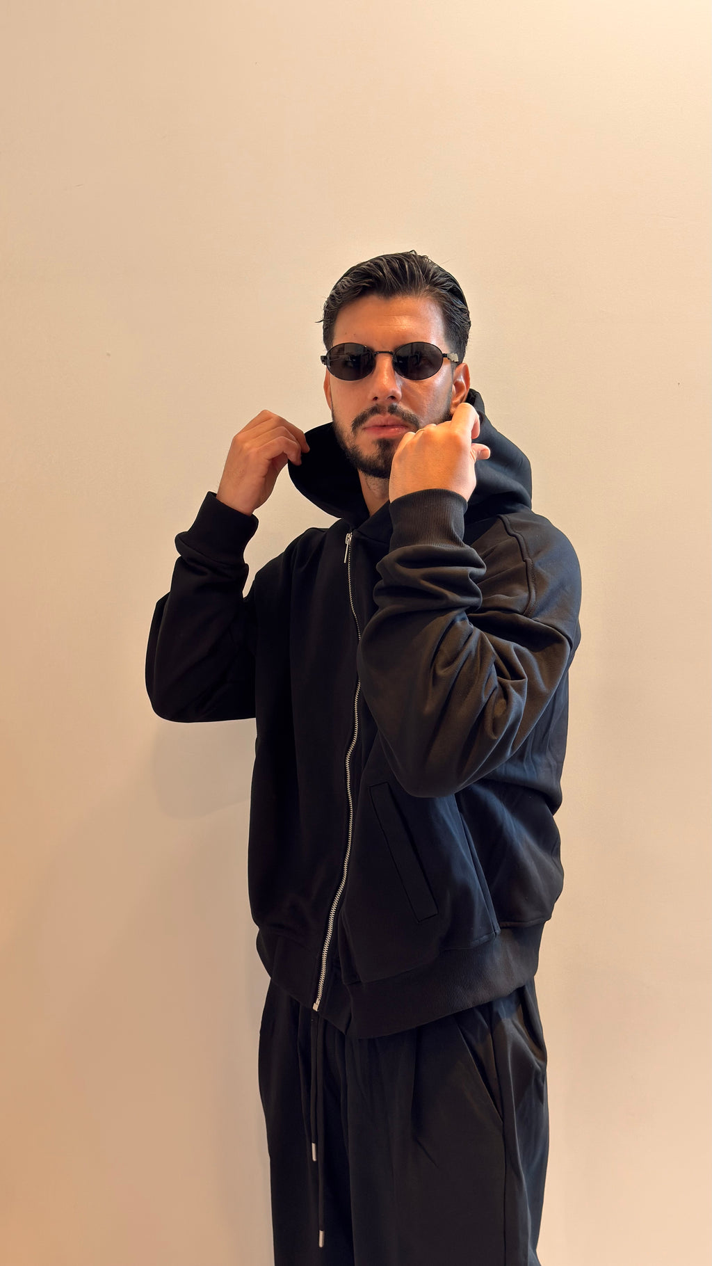 Tuta black