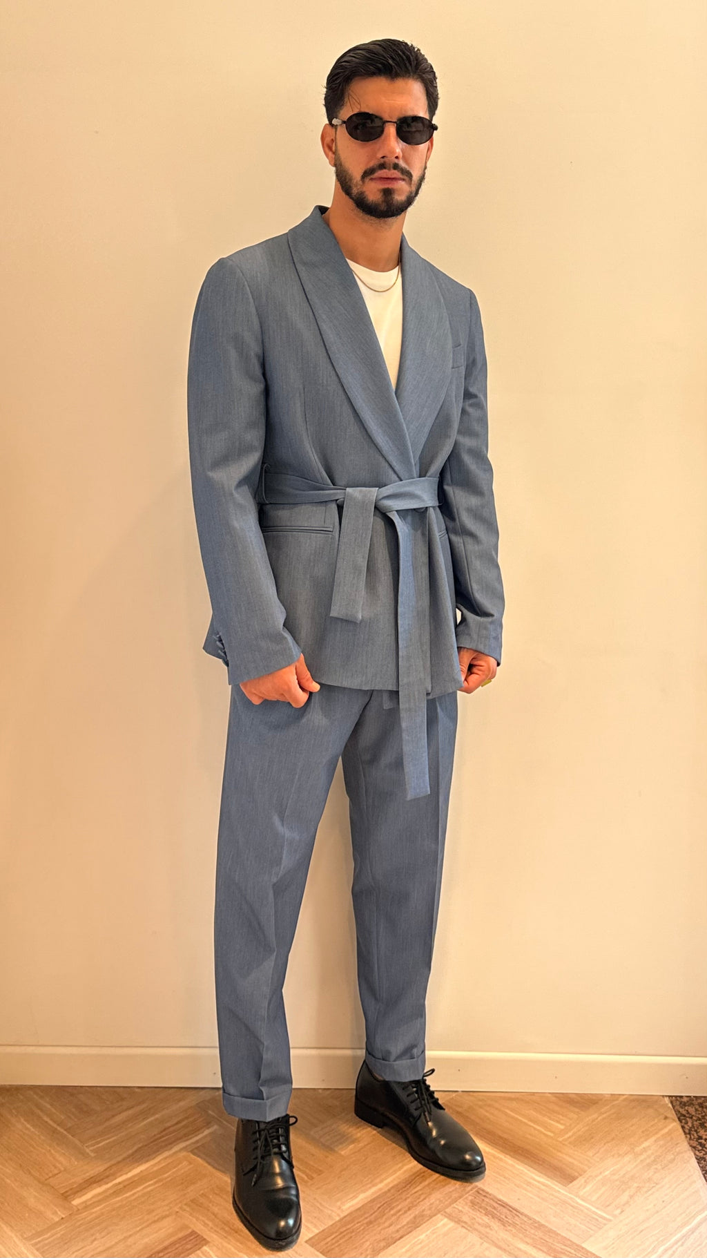 Completo Uomo Azzurro Polvere – Blazer Sartoriale con Cintura