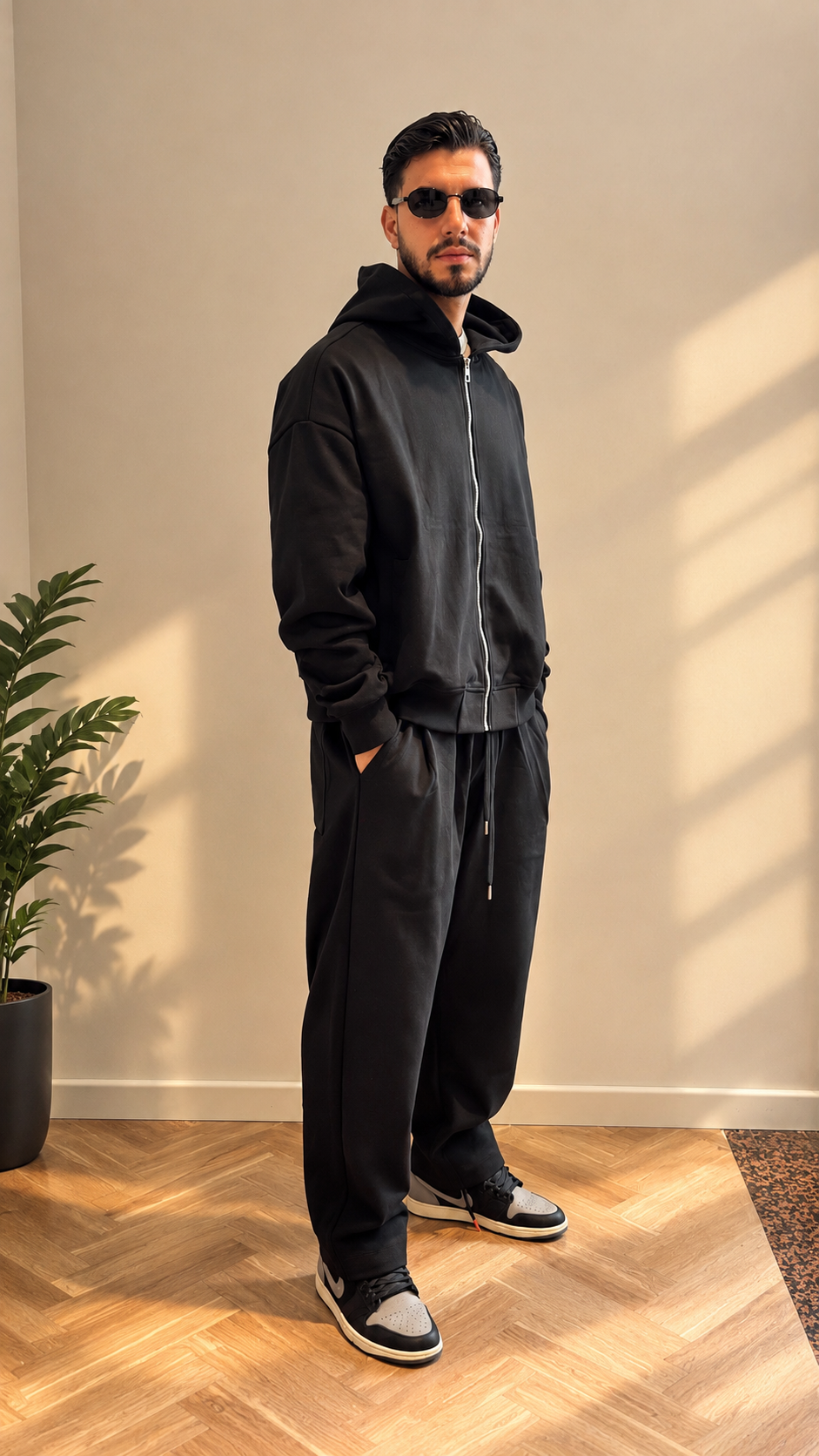 Tuta black