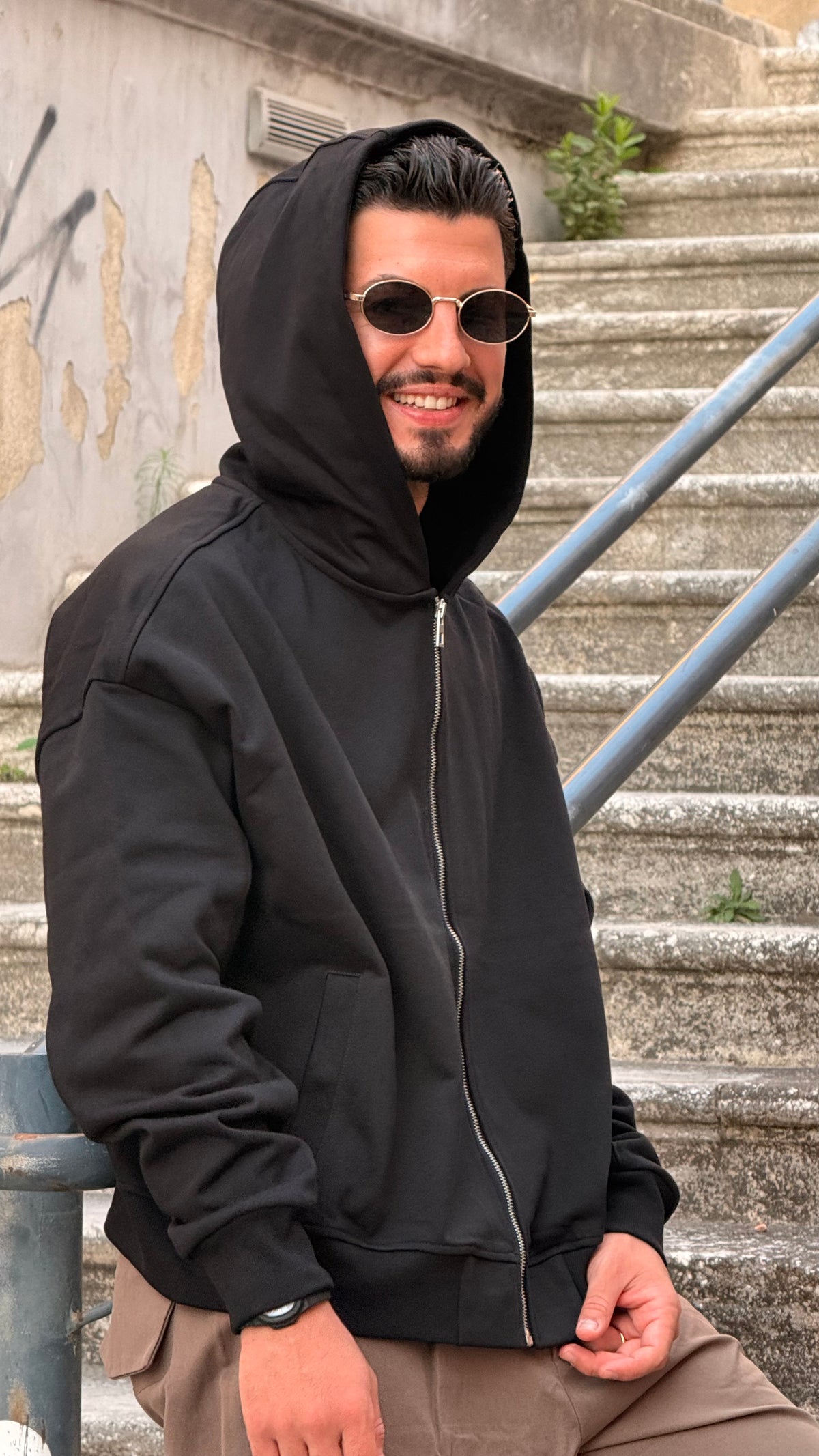 Felpa nera